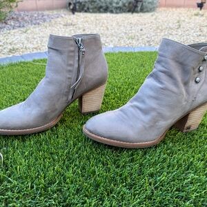 Sam Edelman Women’s Leather Ankle Boots – Size 9